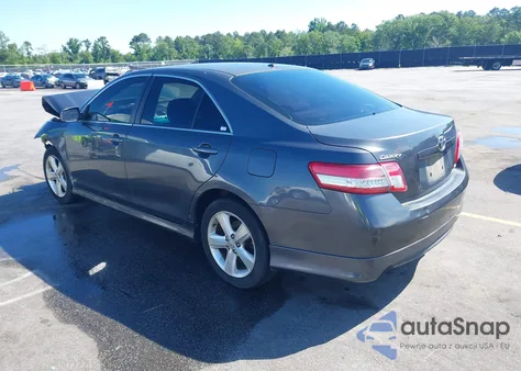 2010 Toyota Camry Se z USA, uszkodzony, nr VIN 4T1BF3EK2AU007959